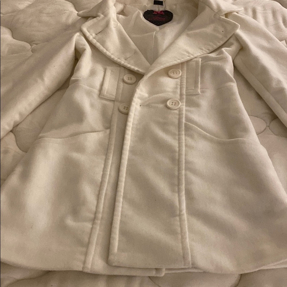 Pre loved white coat mid length